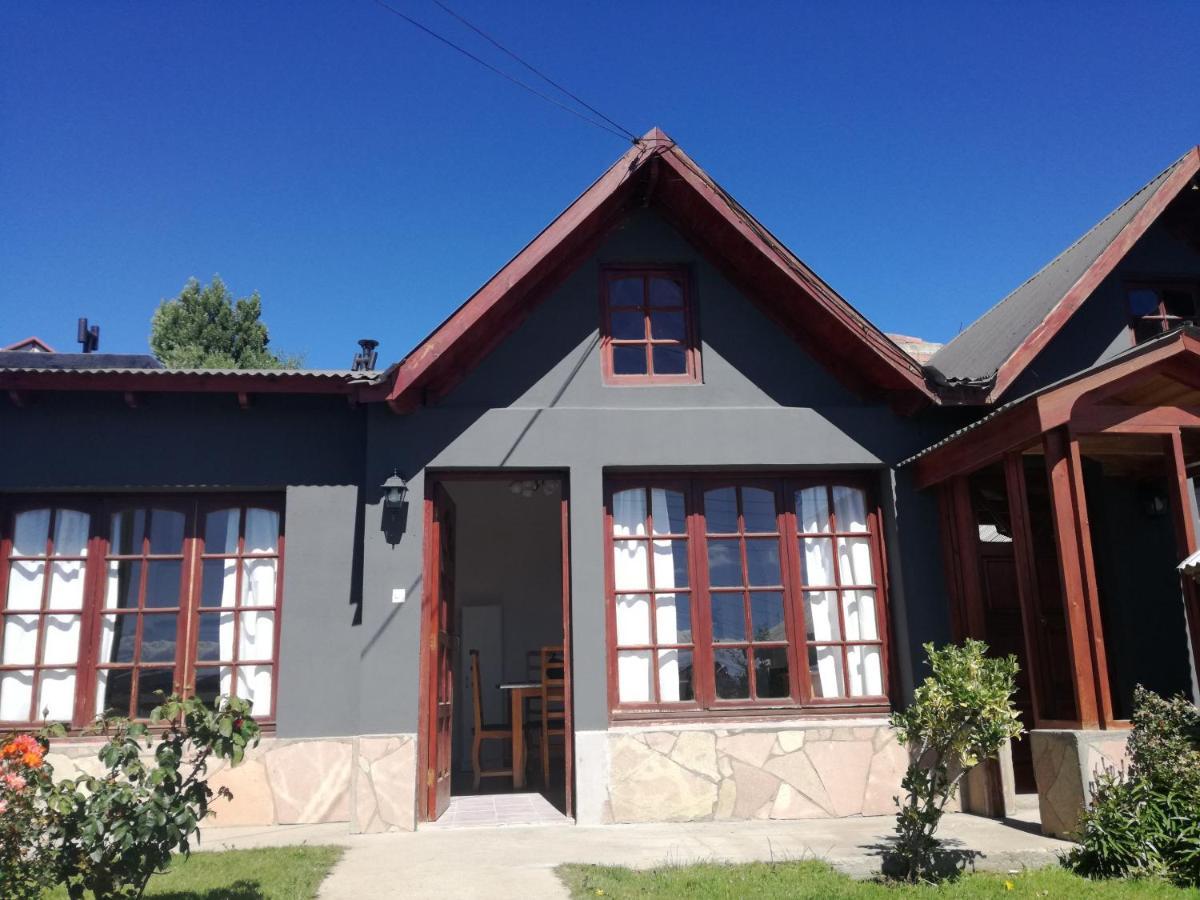 La Hogarena Villa El Calafate Exterior photo